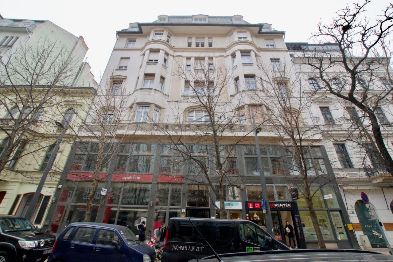 Standard Apartment By Hi5 - Kecskemeti Street Suite Будапешт Екстер'єр фото