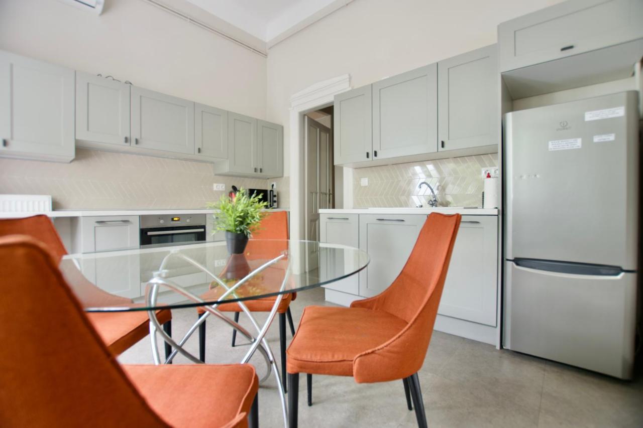 Standard Apartment By Hi5 - Kecskemeti Street Suite Будапешт Екстер'єр фото